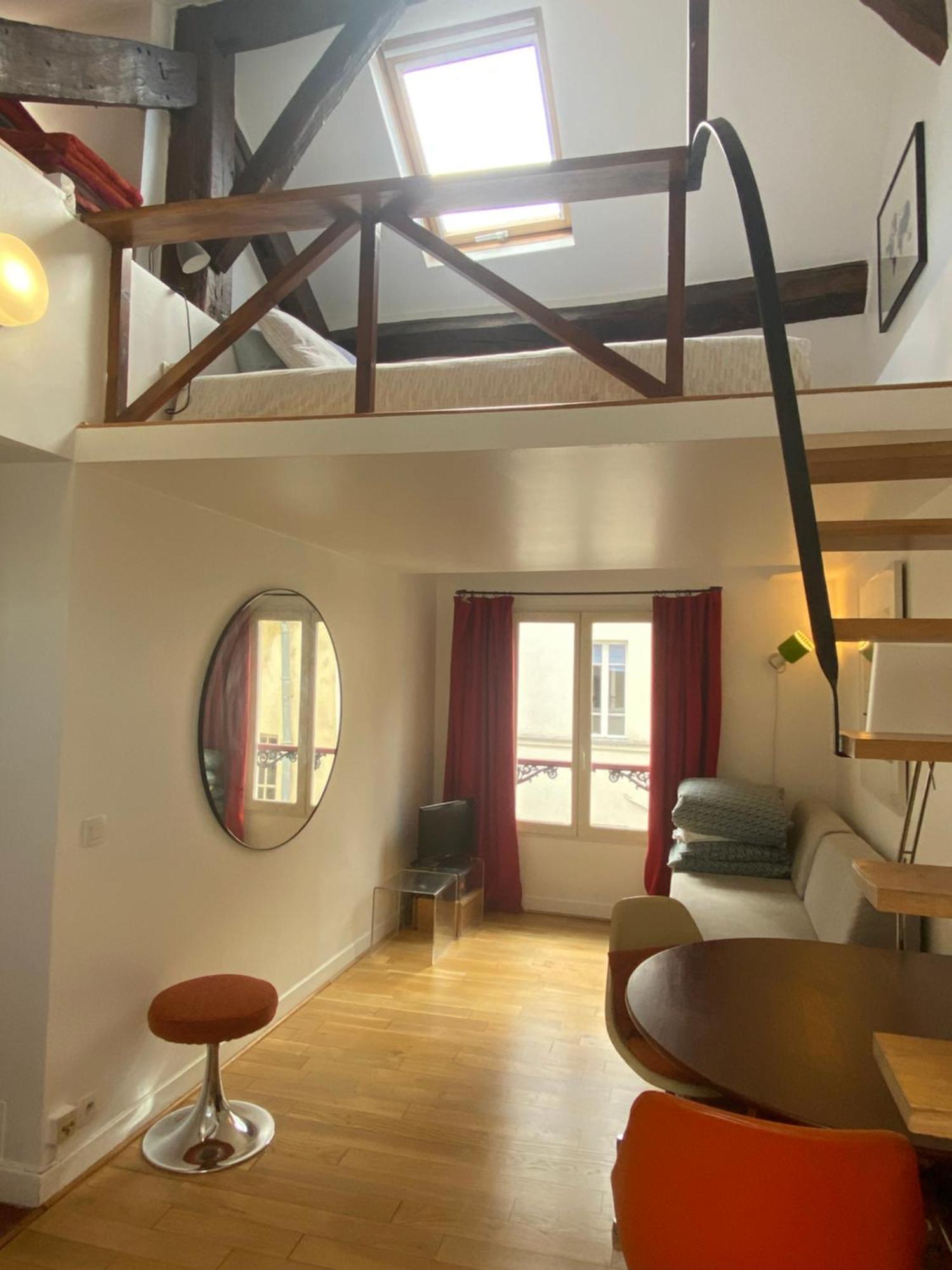Marais Studio With Mezzanine París Exterior foto